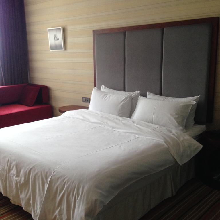 Shidu Purple Yuet Hotel Csungking Szoba fotó